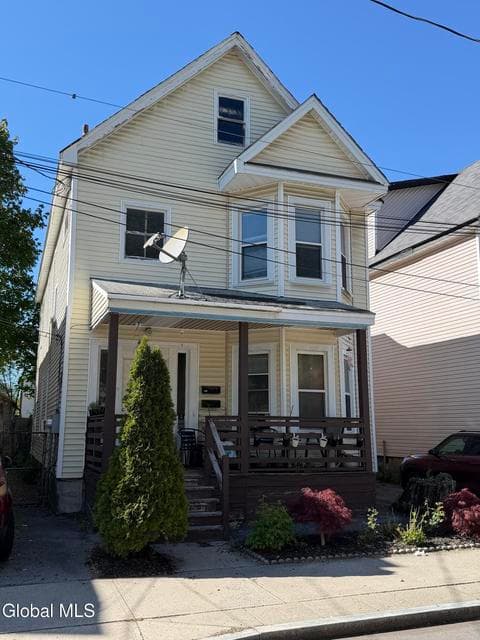 27 Catherine Street, Schenectady, NY 12307, photo 3