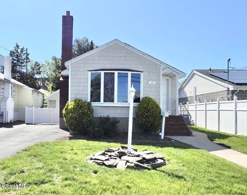 52 Bell Street, Valley Stream, NY 11580, photo 1