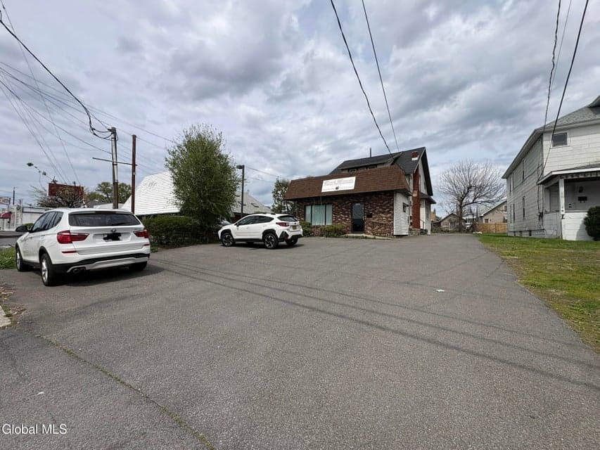 1131 Central Avenue, Colonie, NY 12205, photo 2