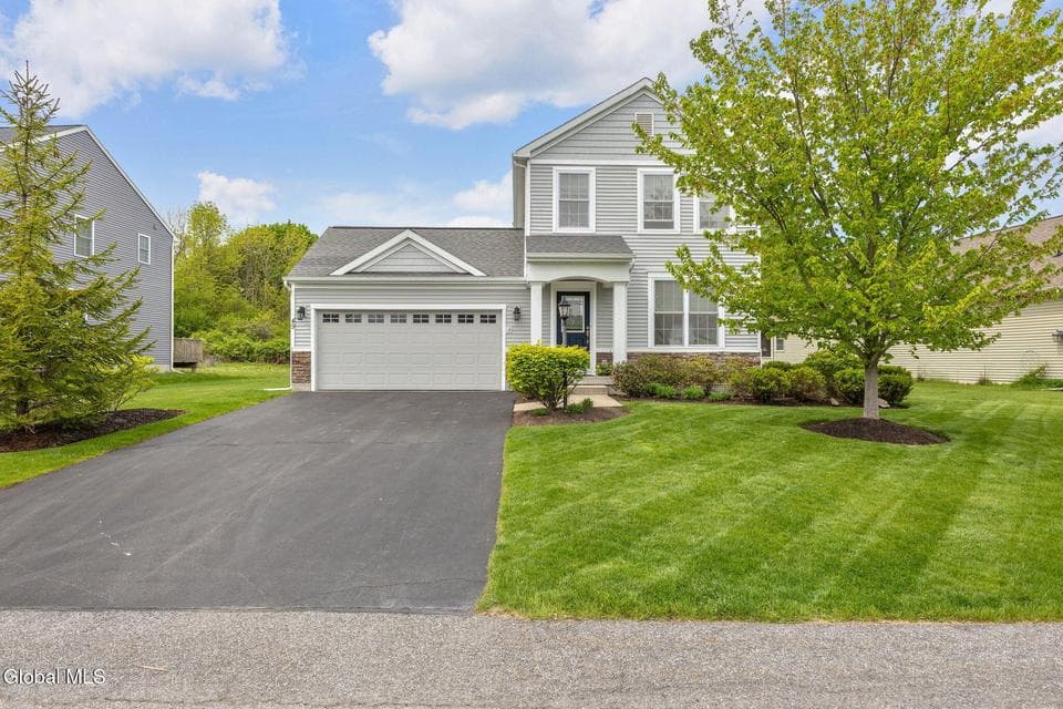49 Buckingham Lane, Cohoes, NY 12047, photo 2