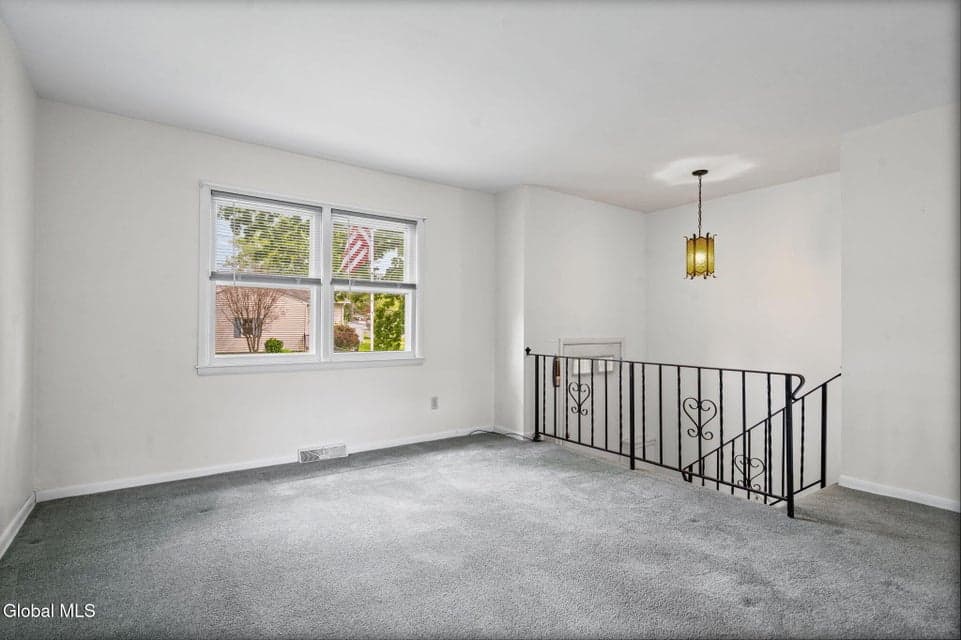 28 Corliss Avenue, Rensselaer, NY 12144, photo 2
