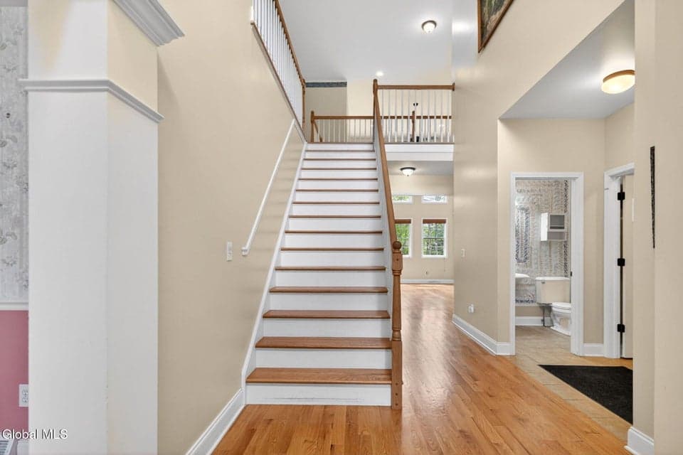 56 Jean Place, Guilderland, NY 12303, photo 2