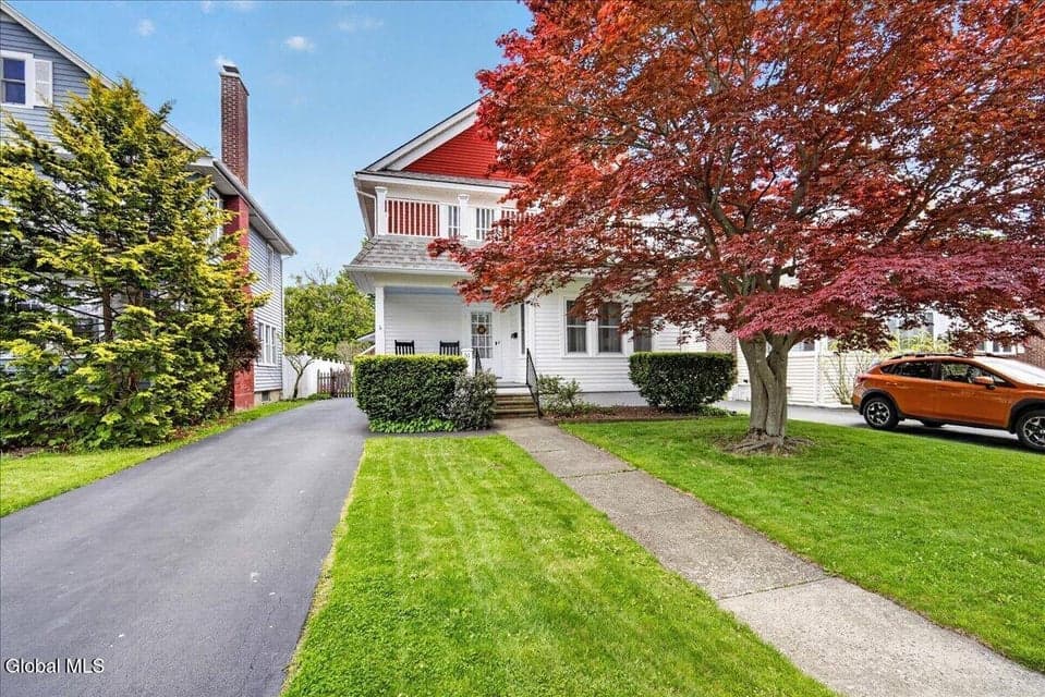 51 Cardinal Avenue, Albany, NY 12208, photo 2