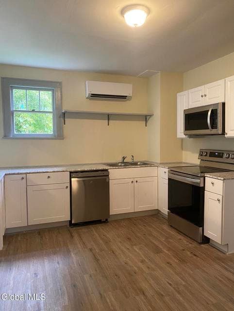 13 Sargent Street, Cohoes, NY 12047, photo 4