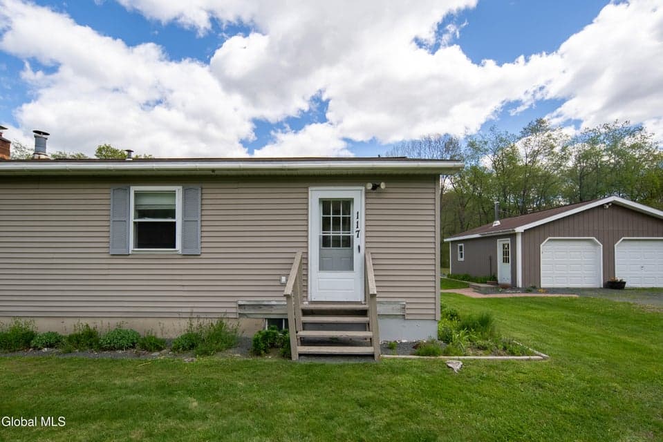 117 Airport Road, Berlin, NY 12022, photo 2