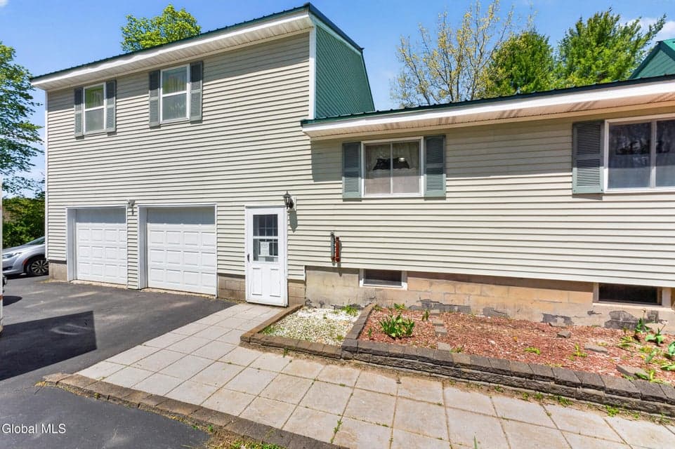 870 Muselbeck Road, Princetown, NY 12137