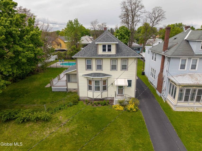 111 Hollywood Avenue, Albany, NY 12208, photo 1