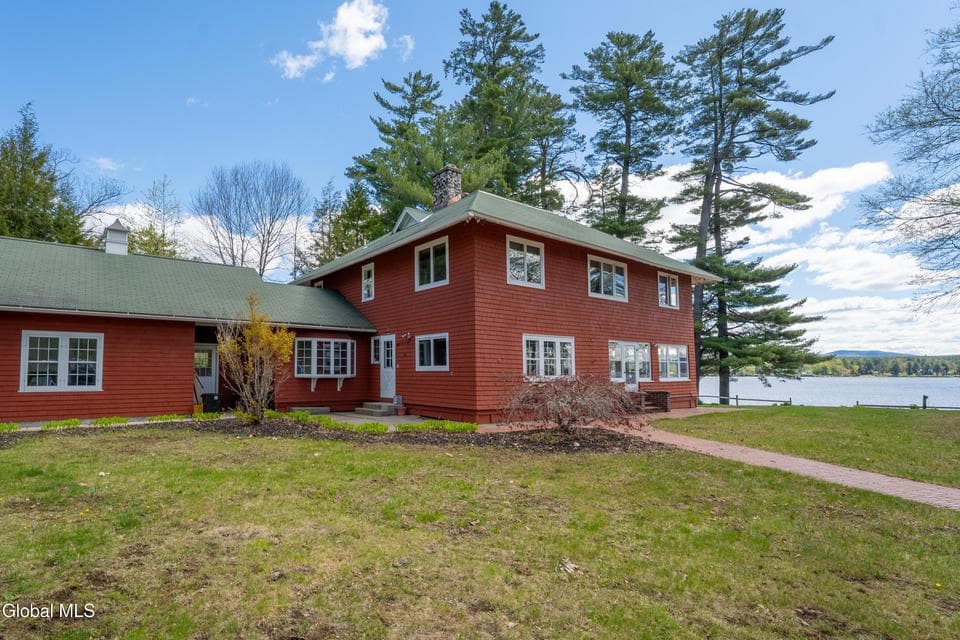 116 Roosevelt Terrace, photo 2