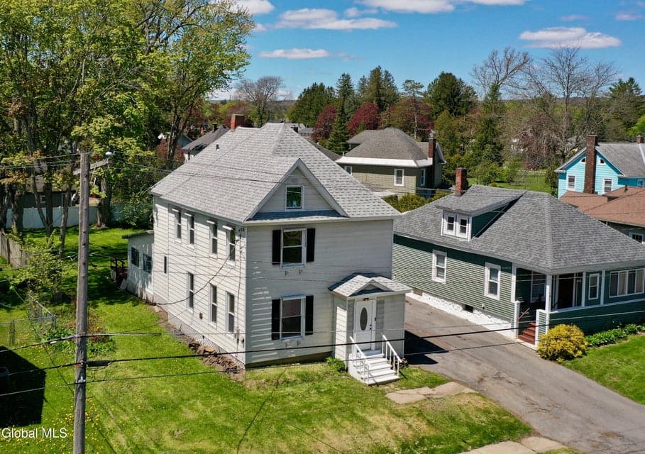 99 East Boulevard, Gloversville, NY 12078