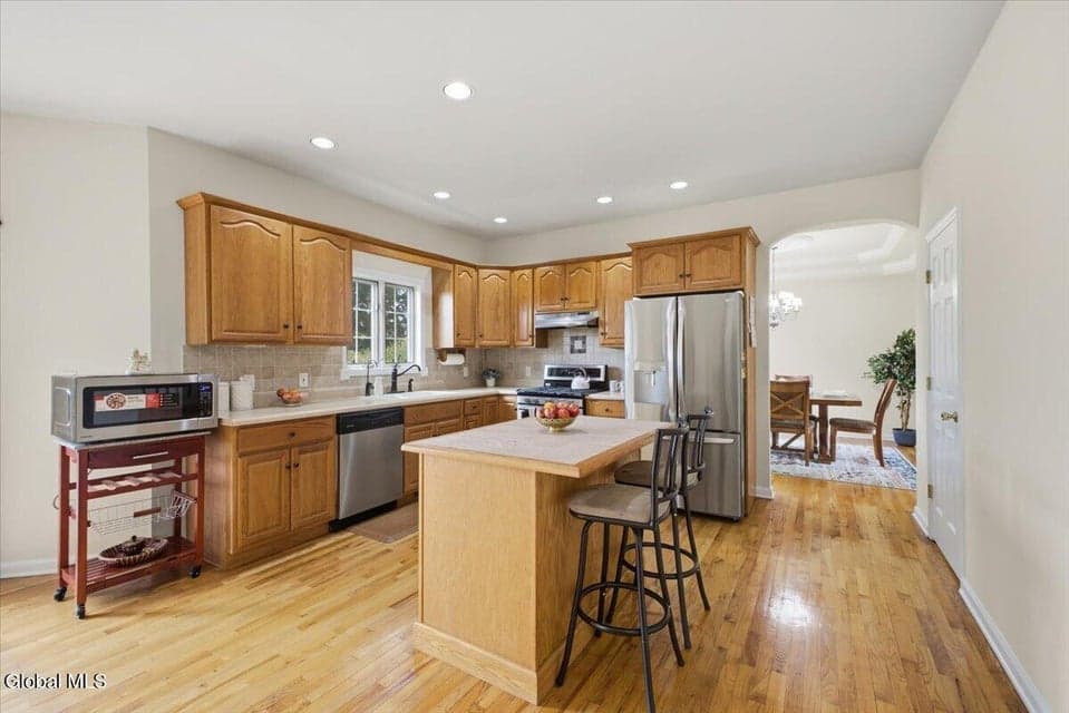 5 Edinburgh Drive, Schodack, NY 12063, photo 3