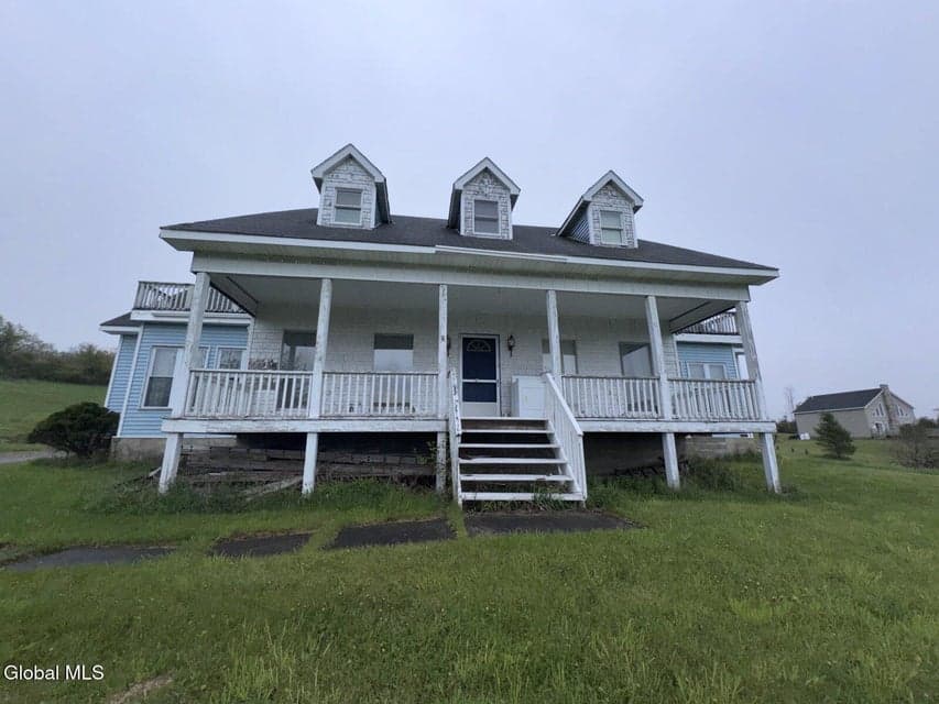 211 Reynolds Road, Fultonville, NY 12072