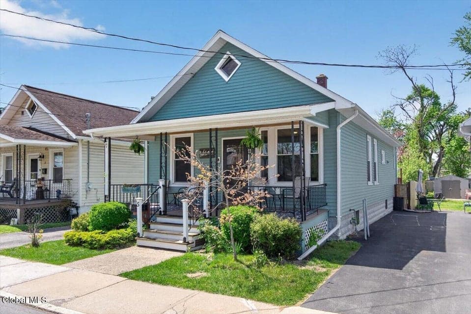 5 Cromer Avenue, Schenectady, NY 12304, photo 3