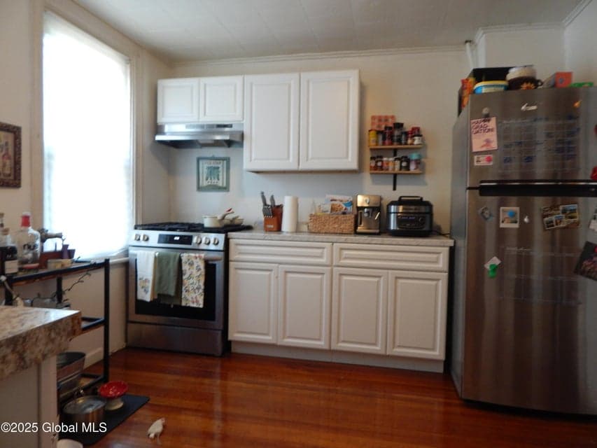 152 Dove Street, photo 3