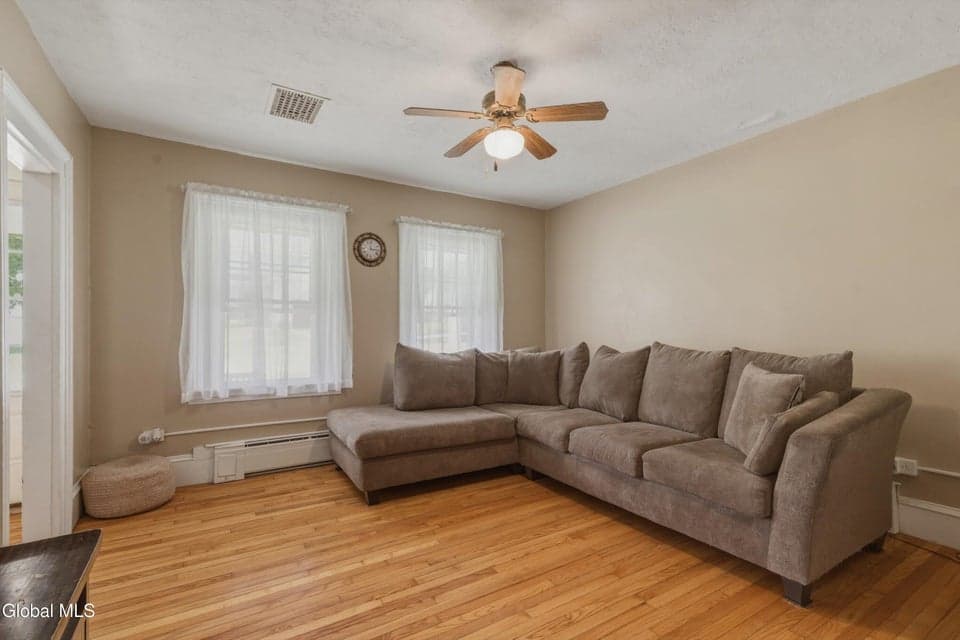 36 Division Street, Ballston Spa, NY 12020, photo 4