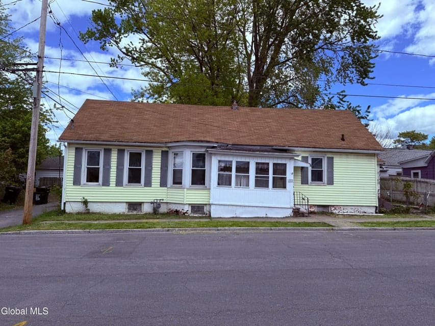 41 110th Street, Troy, NY 12182, photo 2