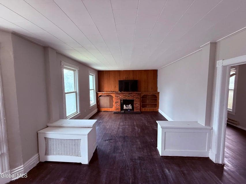 41 110th Street, Troy, NY 12182, photo 4