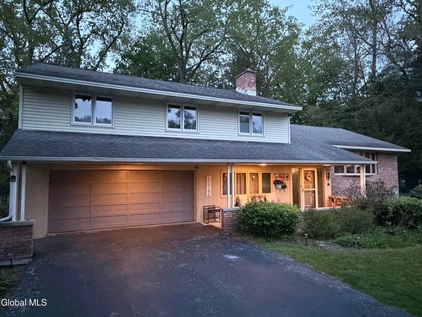 2321 Central Parkway, Schenectady, NY 12309, photo 5