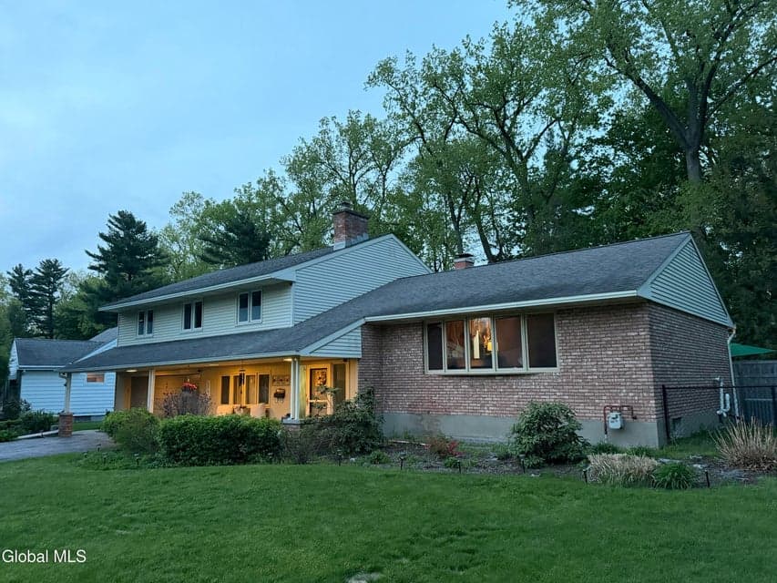 2321 Central Parkway, Schenectady, NY 12309, photo 4