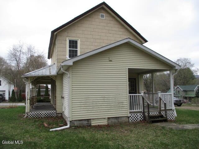 10 Woodard Avenue, Hadley, NY 12835, photo 4