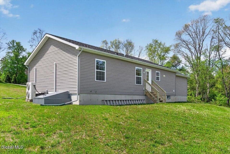 581 Pinewoods, Brunswick, NY 12180, photo 5