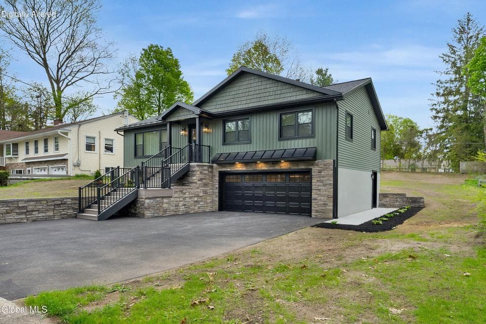 79 Sheridan Street, Glens Falls, NY 12801, photo 3