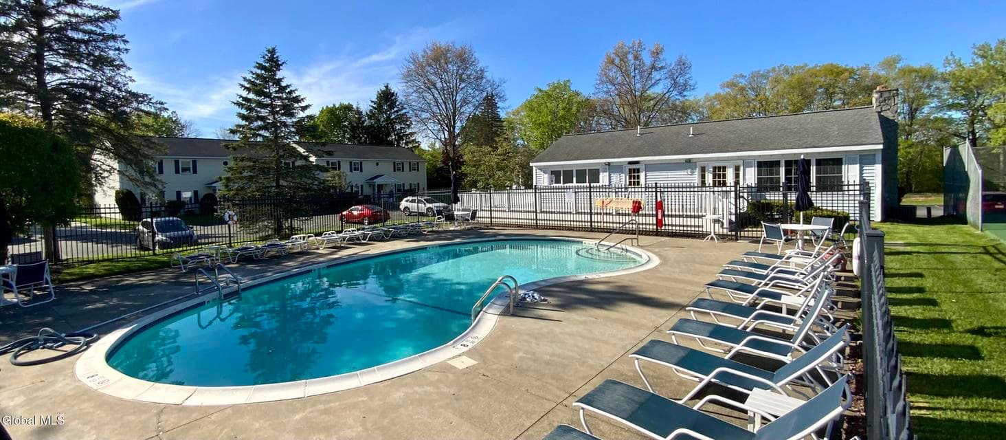 170 Cedarview Lane, Colonie, NY 12189, photo 2