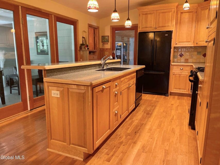 11 Hughes Court, Queensbury, NY 12804, photo 4