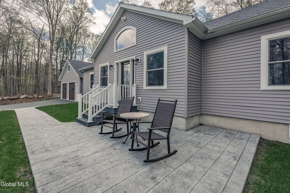 323 N Shore Rd Peck Road, Gloversville, NY 12078, photo 5