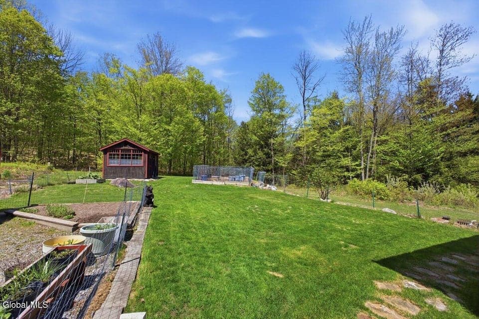 212 Backus Lane, photo 2