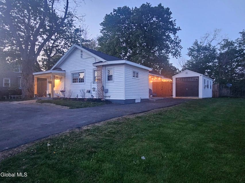 3929 Western Turnpike, photo 2