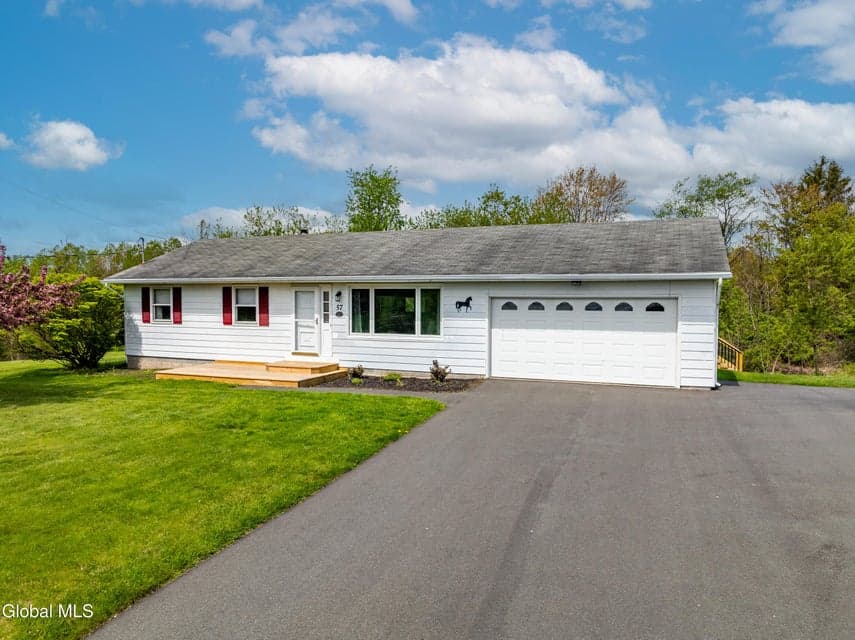 57 Casey Road, Schaghticoke, NY 12154, photo 2