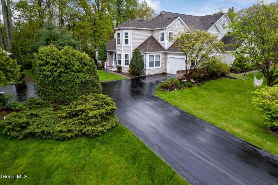 173 Killarney Drive, Niskayuna, NY 12309, photo 3
