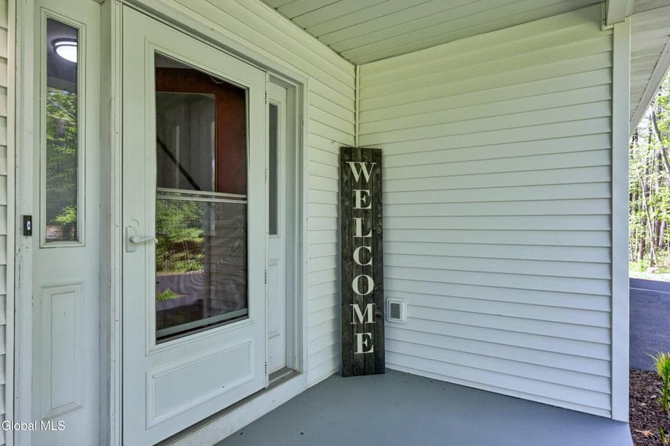 6 Pinebrook Drive, Milton, NY 12020, photo 2