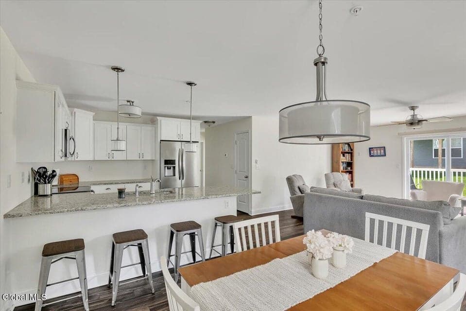 3604 Brunswick Meadows Way, Troy, NY 12182, photo 4