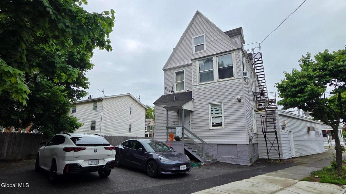 404 Delaware Avenue, Albany, NY 12209, photo 1