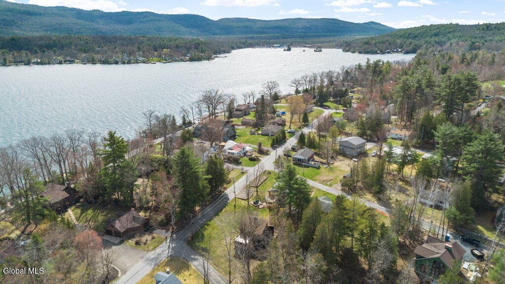 6 Cherry Tree Lane, Queensbury, NY 12804, photo 2
