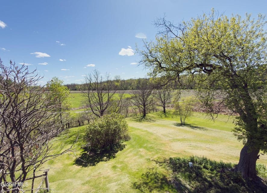 34 Clay Hill Road, photo 5