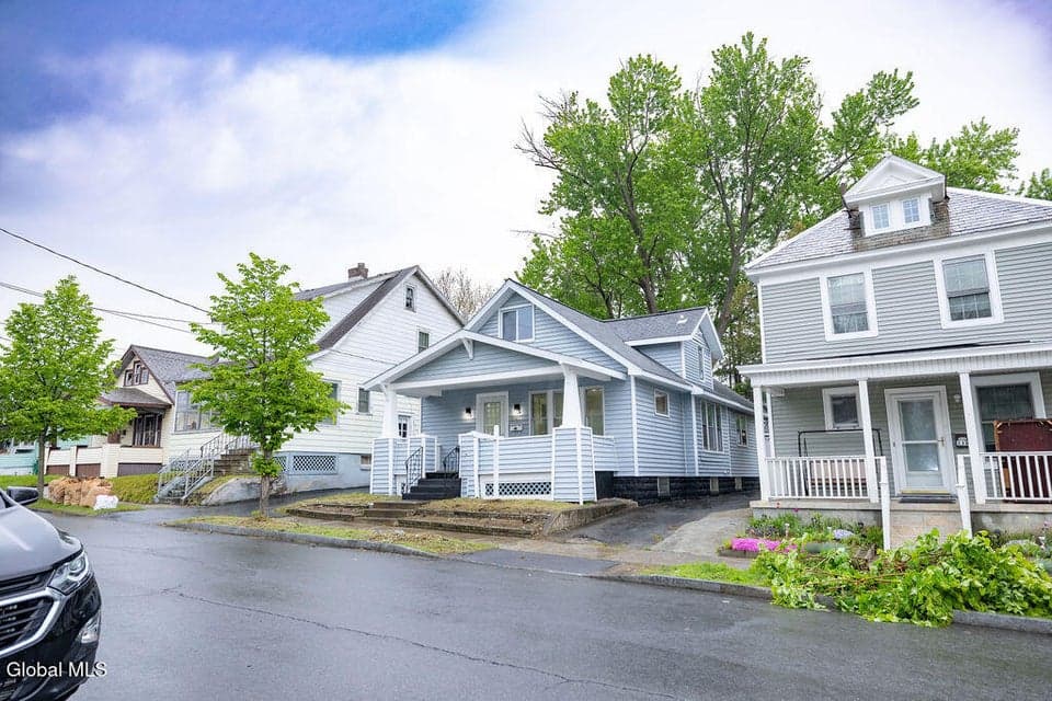 242 Linden Street, Schenectady, NY 12304, photo 2