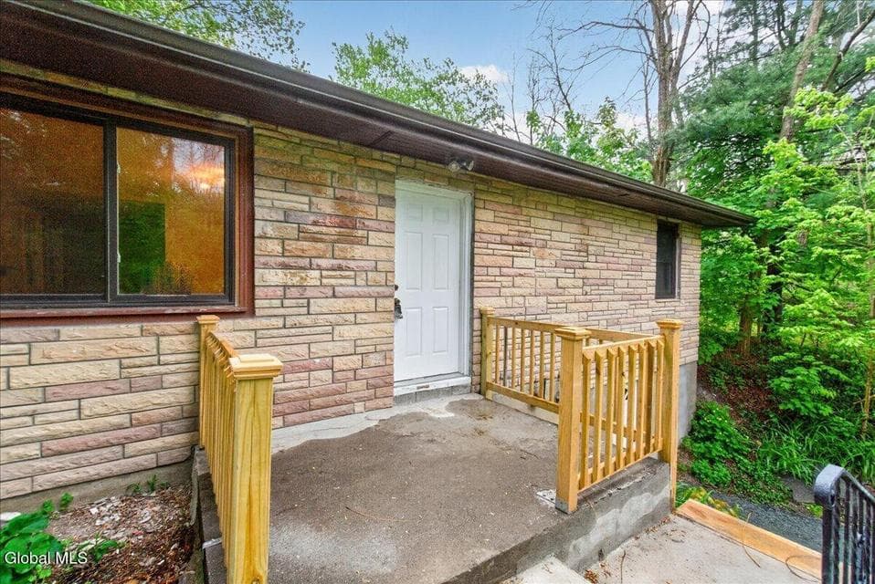 17 Onesquethaw Creek Road, New Scotland, NY 12067, photo 2
