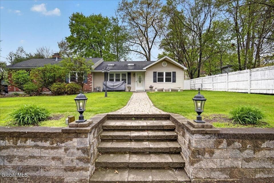 51 S Kellogg Avenue, Schenectady, NY 12304, photo 1
