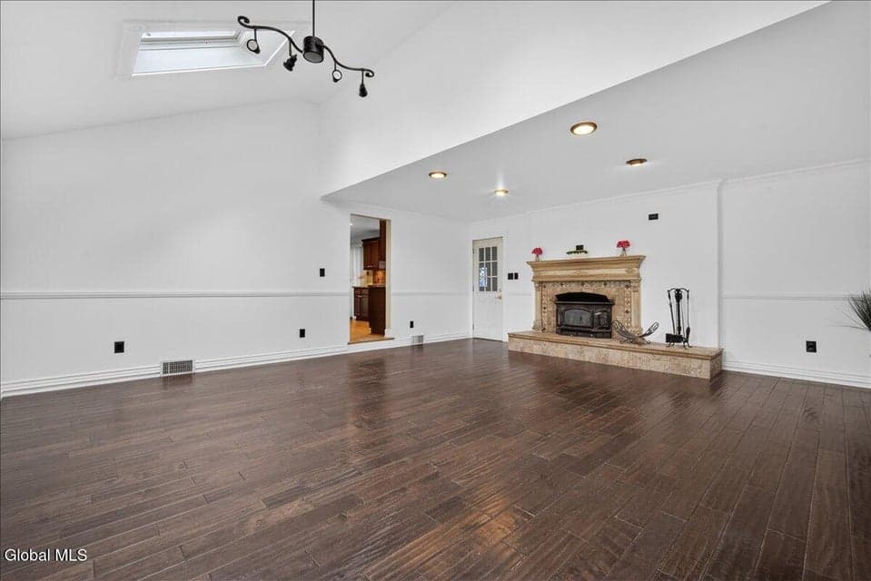 51 S Kellogg Avenue, Schenectady, NY 12304, photo 5