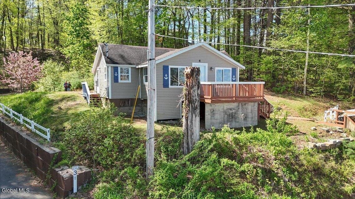 4 Aft Court, Stillwater, NY 12866, photo 4