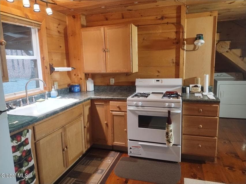56 Koster Way, Hebron, NY 12865, photo 4