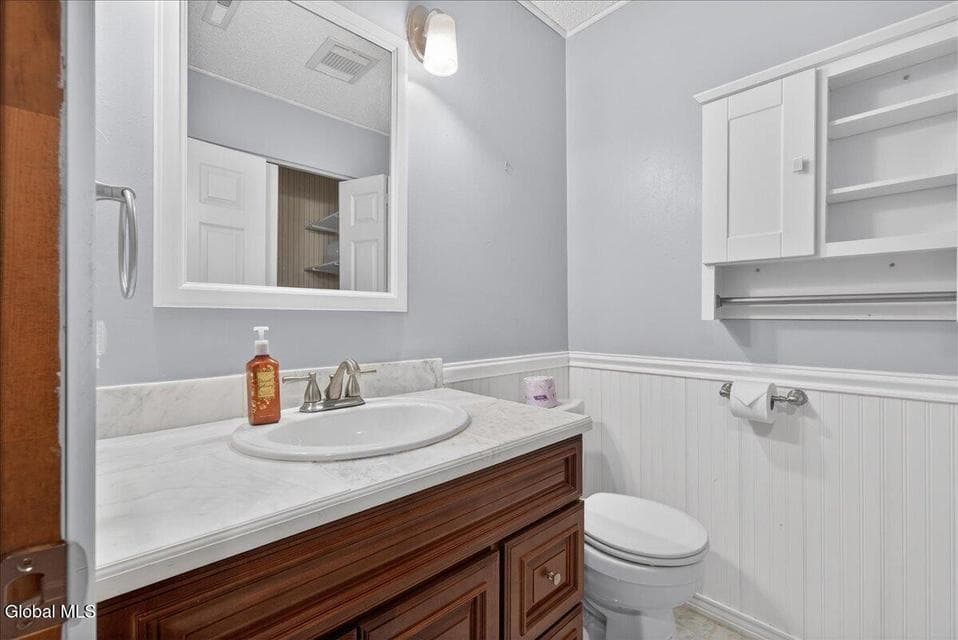 112 Stoney Creek Drive, Clifton Park, NY 12065, photo 5