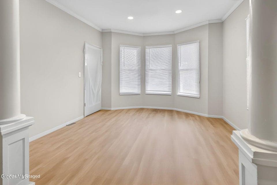30 118th Street, Troy, NY 12182, photo 3