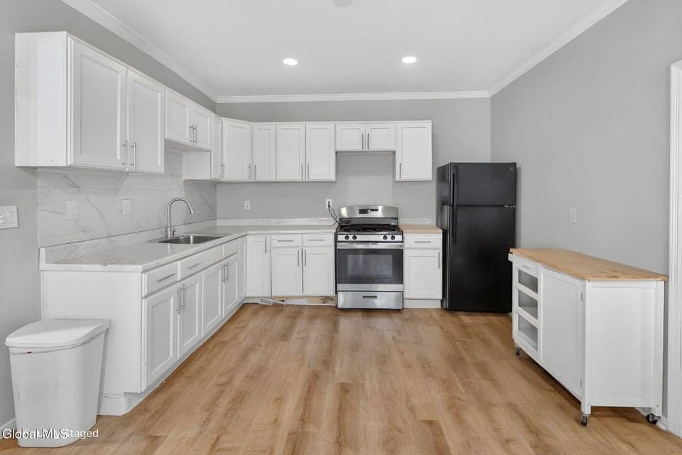 30 118th Street, Troy, NY 12182, photo 4