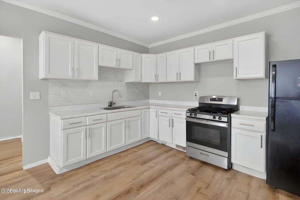 30 118th Street, Troy, NY 12182, photo 5