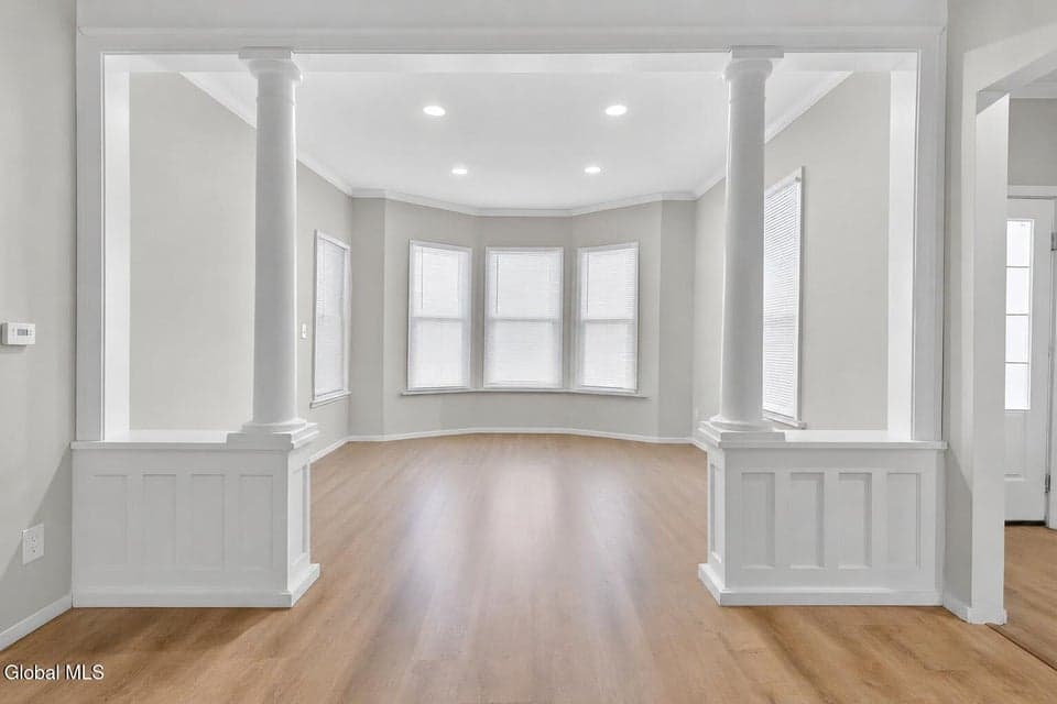 30 118th Street, Troy, NY 12182, photo 2