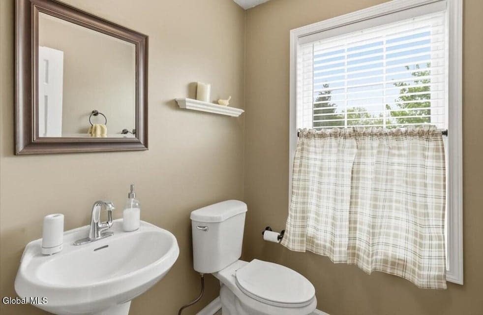 126 Bridgewood Lane, photo 5