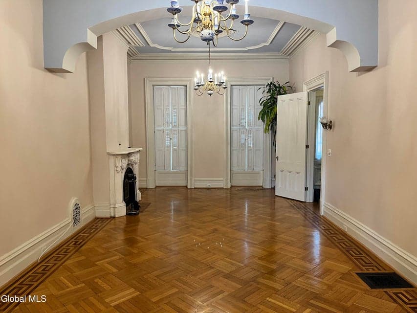 223 Lancaster Street, photo 5